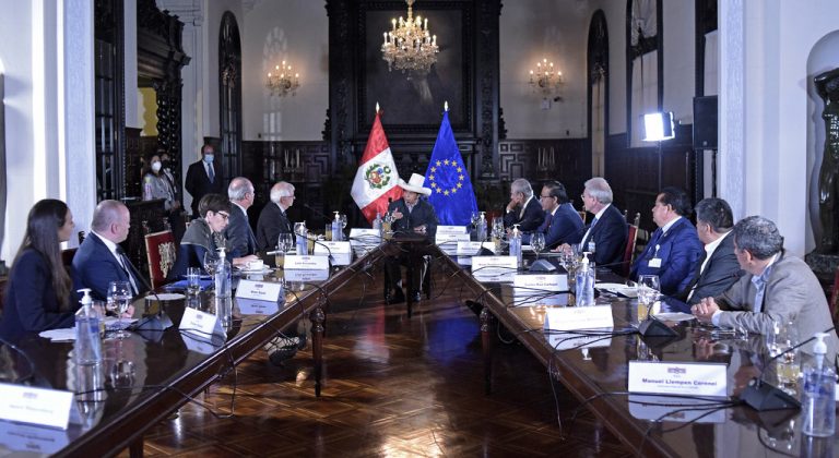 Corrupción España: La UE investiga al Gobierno por escándalos judiciales