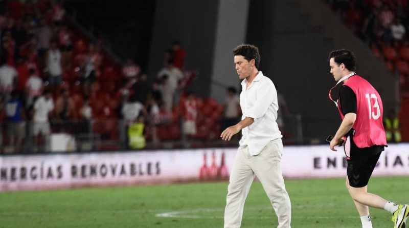 Almería: Cortes de tráfico masivos y altercados antes del partido UD Almería-Málaga