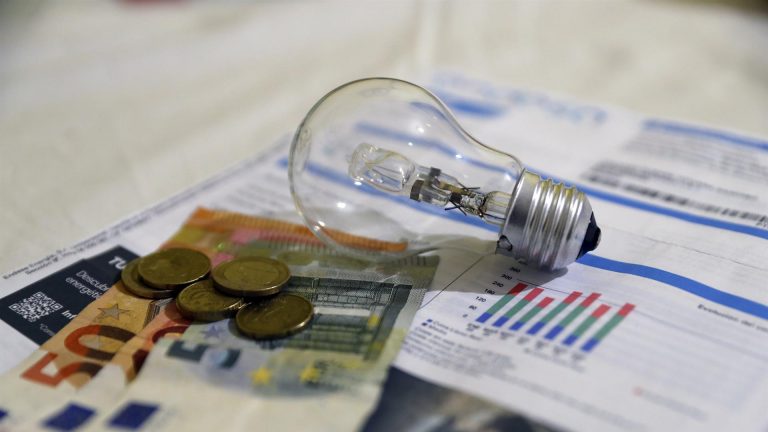 Ola de calor dispara la luz a 112€/MWh: Europa bate récords históricos