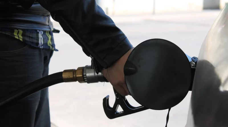 Guerra Irán: la energía se dispara y tu bolsillo lo nota