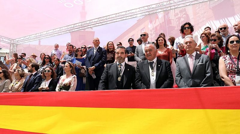 Cuca Gamarra carga contra el Gobierno desde Toledo: "Organización criminal"