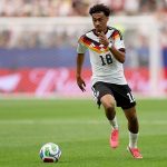 Schlotterbeck lesionado tras agónica victoria de Alemania: ¿Qué le pasa al central?