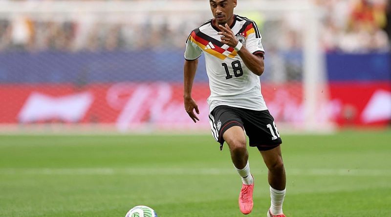 Schlotterbeck lesionado tras agónica victoria de Alemania: ¿Qué le pasa al central?
