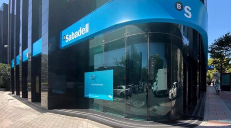 David Martínez cobra 97M€ del Sabadell y planea su salida: ¿fin de ciclo?