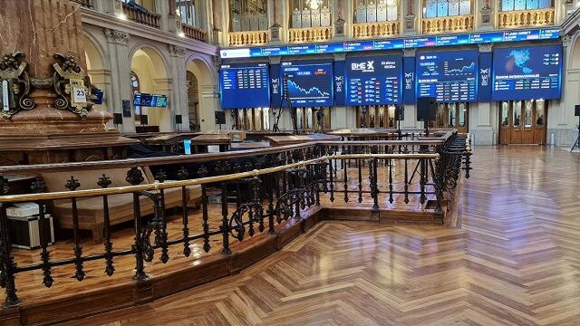 IBEX 35: Cierre de mercado y análisis. ¿Los 18.000 puntos?