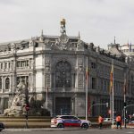 Zapatero malvendió reservas de oro por 2.180M€: hoy valdrían 16.000M€ (630% más)