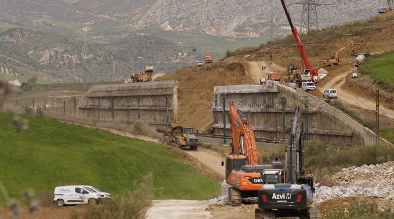 Renfe Verano Joven 2026: Descuentos para jóvenes en trenes AVE y cómo la crisis de la alta velocidad te afecta.