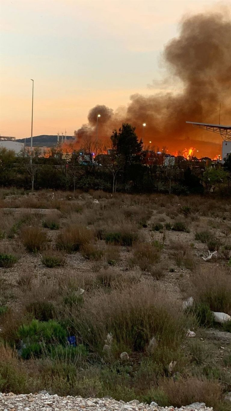 Incendio en Zaragoza: Susto en Delicias por un transformador