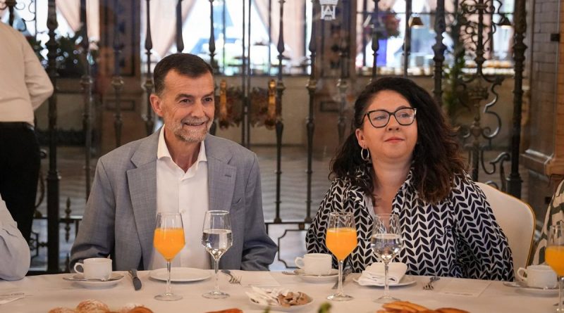 Dimite Raquel Martínez, líder de Podemos Andalucía: ¿Autonomía o estrategia nacional?