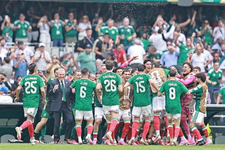 México: Multas por cántico homófobo antes del Mundial 2026 | OKDiario
