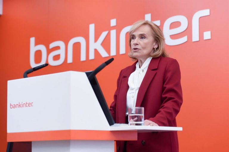 Bankinter alerta de 'burbuja' en mercados y defiende legalidad hipotecaria