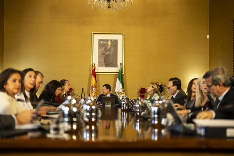 Junta de Andalucía: Millonaria indemnización por error informático en bolsa de empleo
