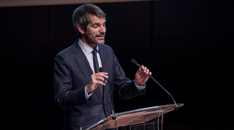 Choque Guardiola y Vox: consejeros de Abascal se oponen a declaración LGTBI en Extremadura