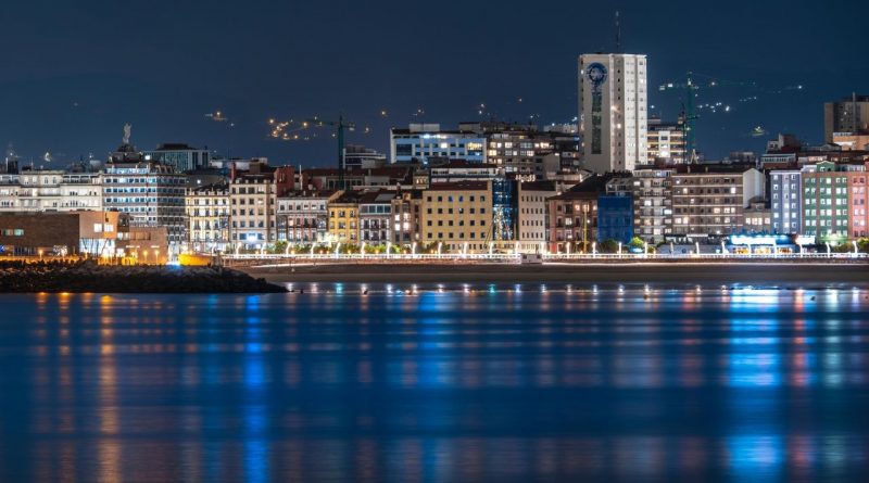 Asturias brilla más en sus ciudades: estudio revela la huella luminosa y cambio a luz fría