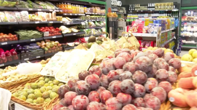 Consumo en España: Adiós al carro lleno, hola a la compra diaria