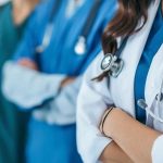 Revolución Sanitaria 2026: IA, biosensores y nuevas especialidades transforman la sanidad en España