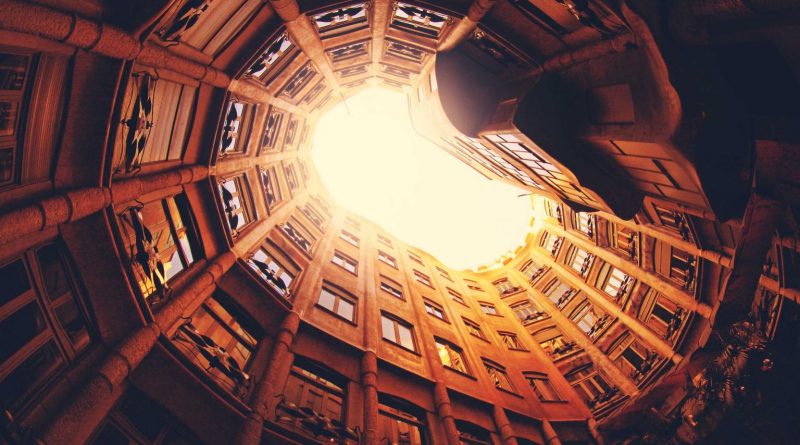 Factura de la luz se dispara: Causas y cómo afecta a tu economía.