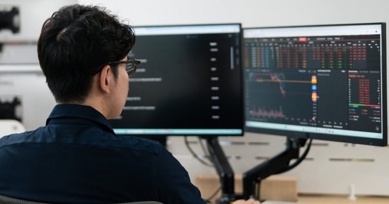 Batacazo en Vietnam: La economía en tendencia global se tambalea ante la caída de la bolsa