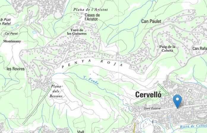 Incendio Cervelló: Alerta máxima y cientos de confinados por un fuego sin control en el Baix Llobregat