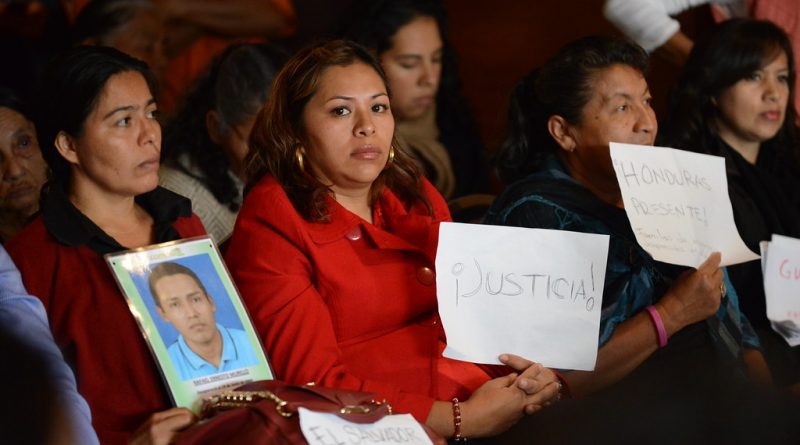 La Justicia investiga a una diputada de Vox en Cantabria por el uso de un bolígrafo espía