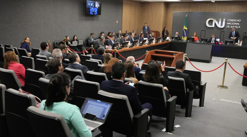 Poder Judicial España: Entiende el Rol de los Magistrados y sus Tensiones Internas