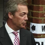 Nigel Farage dimite: Escándalo millonario y investigación parlamentaria sacuden al líder de Reform UK