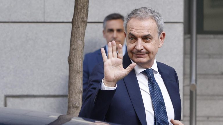 Juan Lobato exige revisión del rescate a Plus Ultra y pide acceso al PP