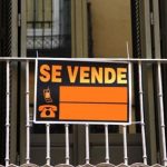 Alerta Inmobiliaria 2026: Caída de ventas y subida de precios en España