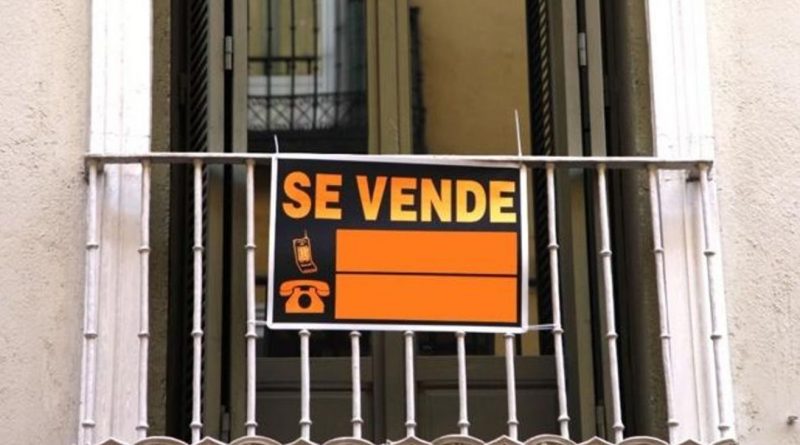 Alerta Inmobiliaria 2026: Caída de ventas y subida de precios en España