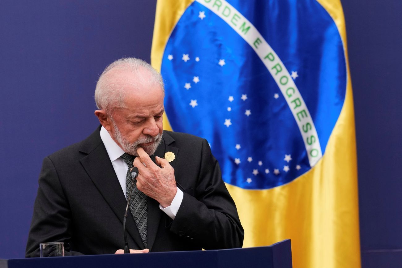 Milei acusa a Luiz Inácio Lula da Silva de financiar campaña anti-Argentina