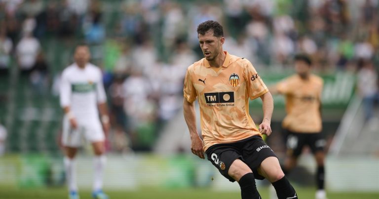 Guido Rodríguez se queda en el Valencia CF: renovado hasta 2028