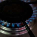 Gas por las nubes y camisetas de España: el consumo en auge y sus claves