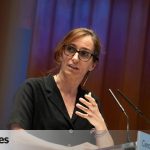 Mónica García responde a Feijóo por sus críticas a las bajas laborales