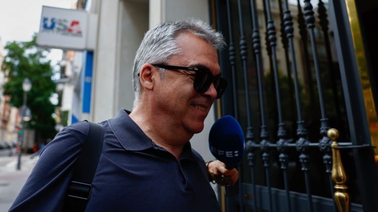 Santos Cerdán niega chantajes en el 'caso Leire Díez' y denuncia 'juicio político'