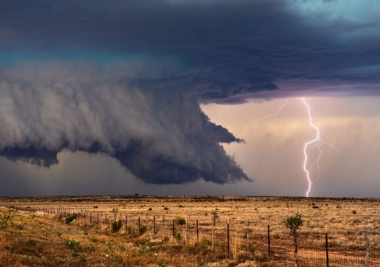 España se prepara para un agosto de tormentas tras el calor récord de julio