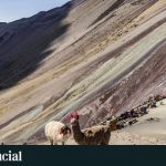 Mar de Ardora en Galicia: la costa brilla con un azul neón hipnótico