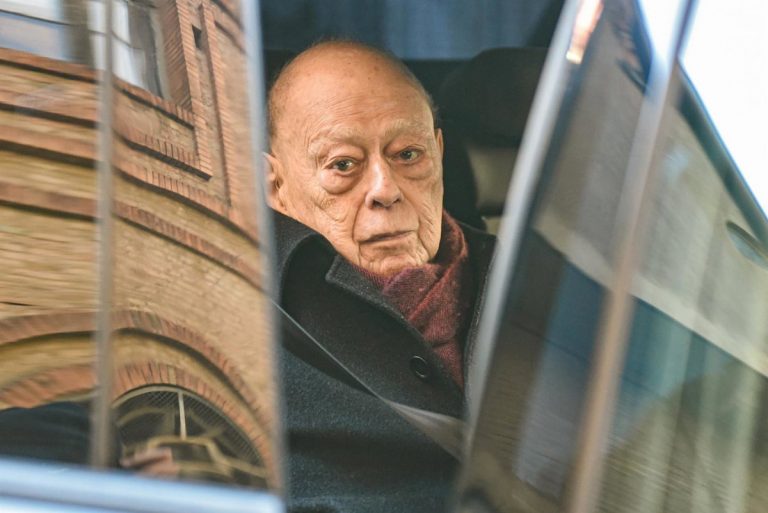 Jordi Pujol: Homenaje a su legado político mientras la automoción se enfrenta a China