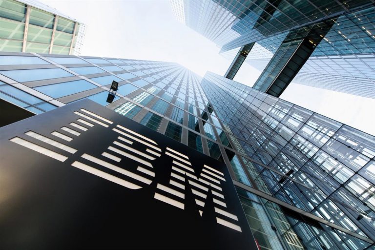 IBM se desploma en Bolsa: 70.000 millones perdidos y el sector en jaque