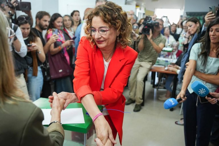 Indra se lleva el contrato millonario del escrutinio electoral en licitación privada del Gobierno