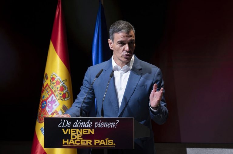 Macron celebra la Fiesta Nacional de Francia con Zelenski y cumbre de guerra europea