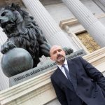Jaime Santos (PP) pide informes psicosociales para el cambio de sexo: "La autodeterminación de género es una ficción"