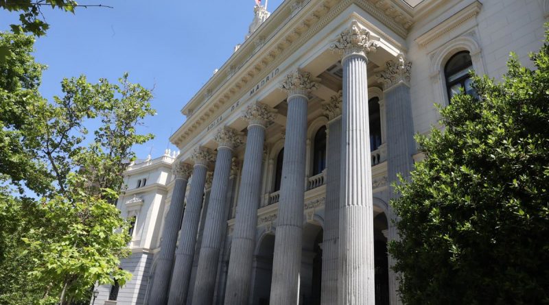 Trump fulmina comercio España: el Ibex se desploma en pánico tras el golpe del magnate