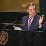 Cuba aprueba 176 reformas: Banca privada y venta de acciones para evitar el colapso total