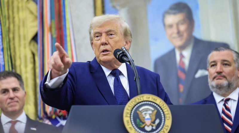 Trump ordena cortar todo el comercio con España: "Aliado terrible"