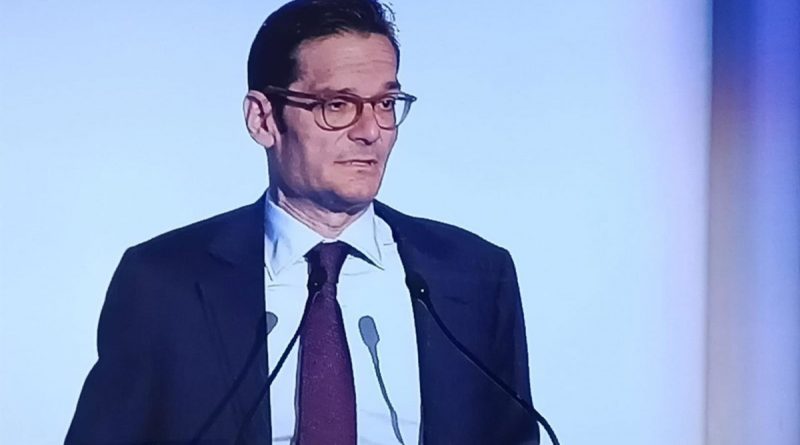 Publicidad institucional: Prisa, Atresmedia y Mediaset acaparan 88M€ del Gobierno de Sánchez