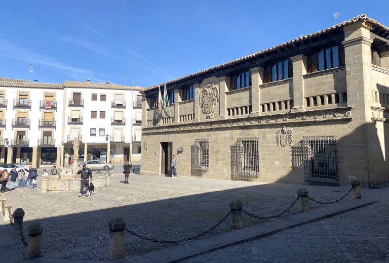 Vivienda España: Precios al alza imparable. ¿Se avecina una corrección?