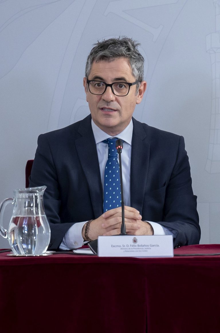 Félix Bolaños destapa la 'anomalía' judicial y critica a Rajoy