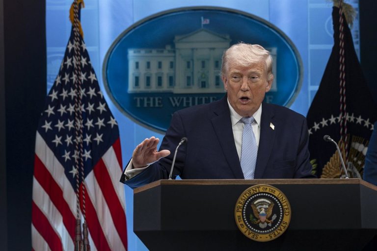 Trump fulmina al fiscal de Seattle horas después de ser nombrado