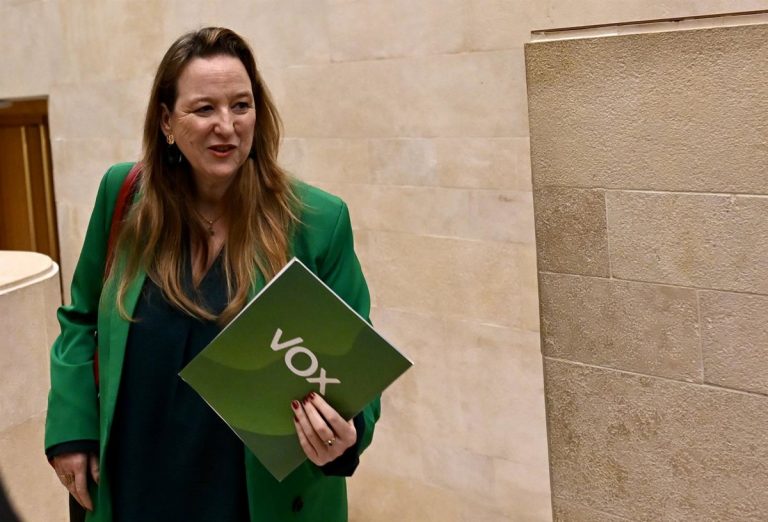 Leticia Díaz (Vox) imputada: Audios de bolígrafo grabador para "sacar grandes cosas"