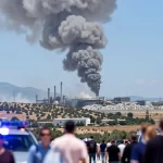 Incendio Granollers: Humo negro tóxico obliga al confinamiento de vecinos